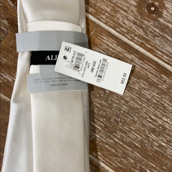 Alfani
Men's Solid - Picture 4 of 5